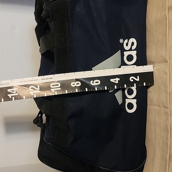 Adidas Duffel Bag/ Gym bag - Picture 5 of 5